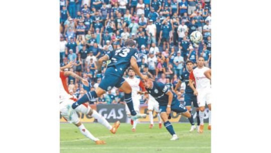 Ganó el Independiente mendocino en un partidazo con muchos goles