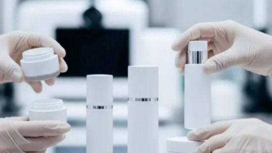 Perfumerías en crisis: “Los grandes siguen creciendo mientras tanto los chicos nos estamos muriendo”