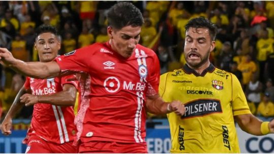 Victoria agónica para Argentinos Juniors: derrotó 1-0 a Barcelona y sacó una ventaja de oro en la Copa Libertadores