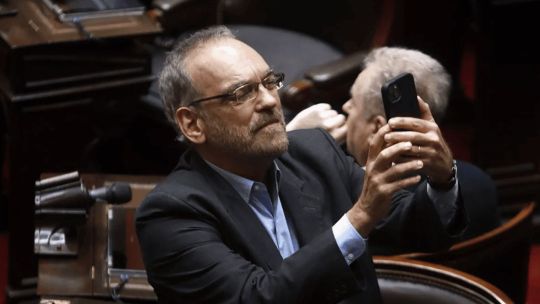 Un senador consideró que Fernando Iglesias es “un pedante, soberbio e incapacitado” para ser embajador