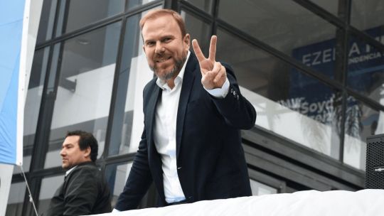 Un intendente del conurbano copió el video viral de la favela de Río de Janeiro