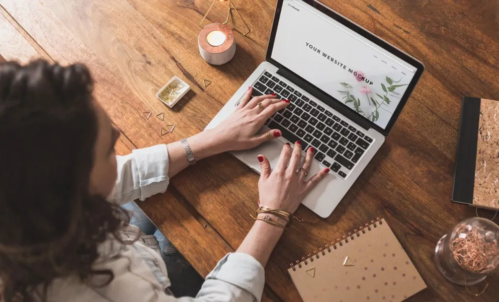 Estrategias de vanguardia: El marketing de portátiles para el sector corporativo