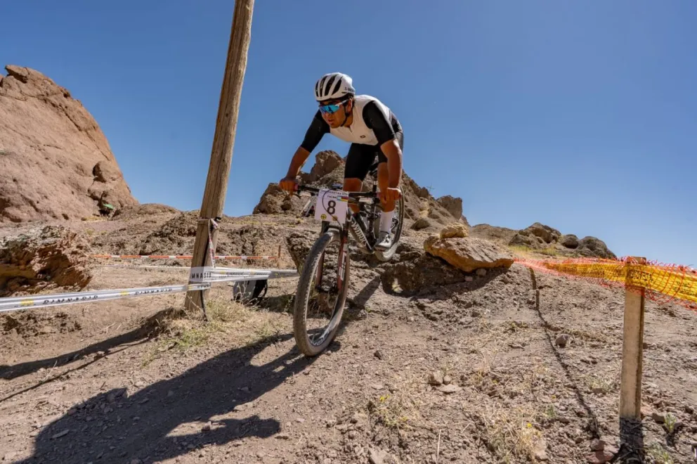 Thomas Bustamante se quedó con la primera fecha de la Copa Argentina