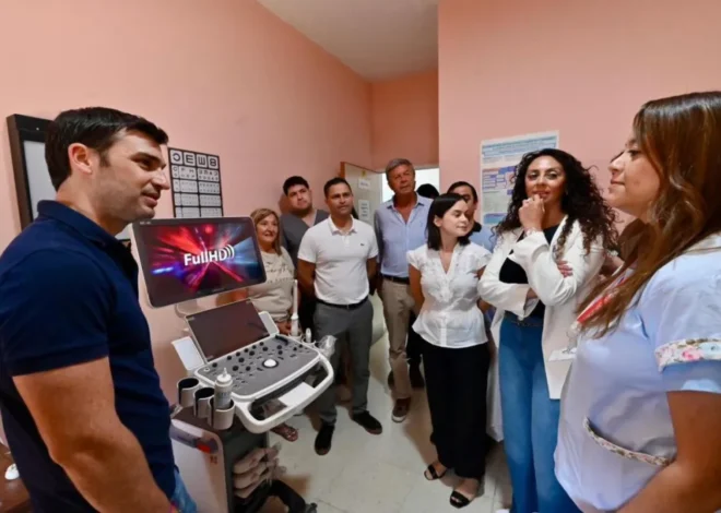 Provincia entregó un ecógrafo de última generación al Hospital de Camarones