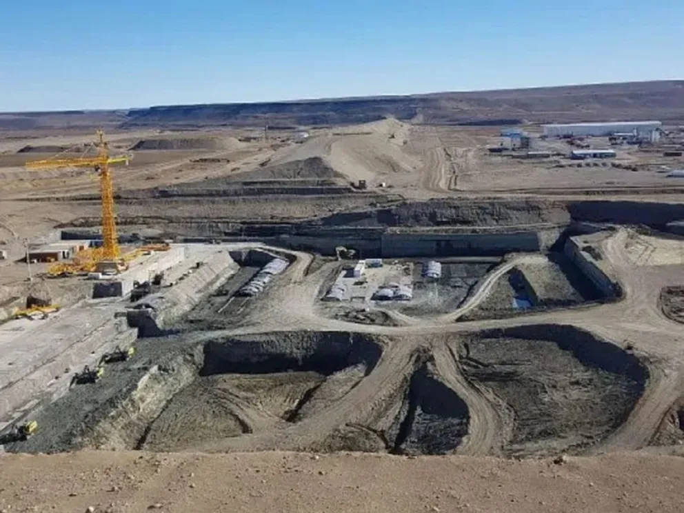 Milei reactiva las represas que construye China en Santa Cruz