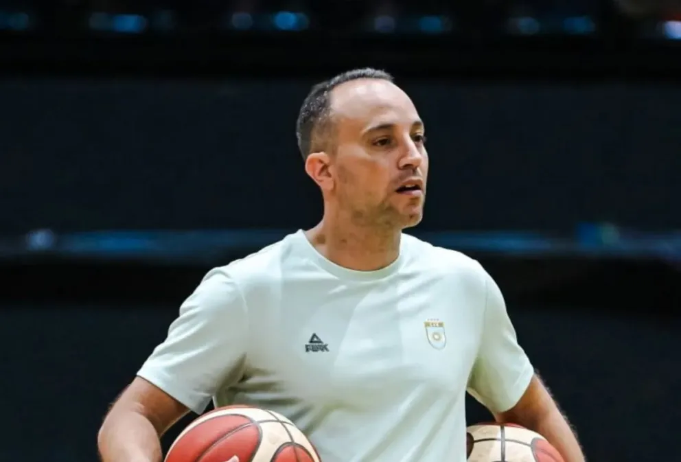 Argentina enfrenta a Uruguay con locales en el CT