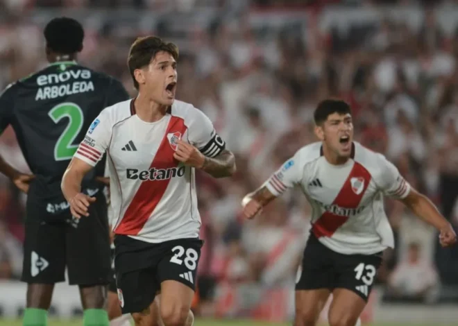 Buena victoria sobre Banfield, pero silbidos a los jugadores de River