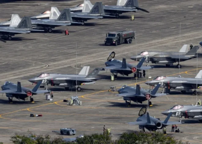 Estados Unidos despliega por primera vez cazas F-22 en Israel