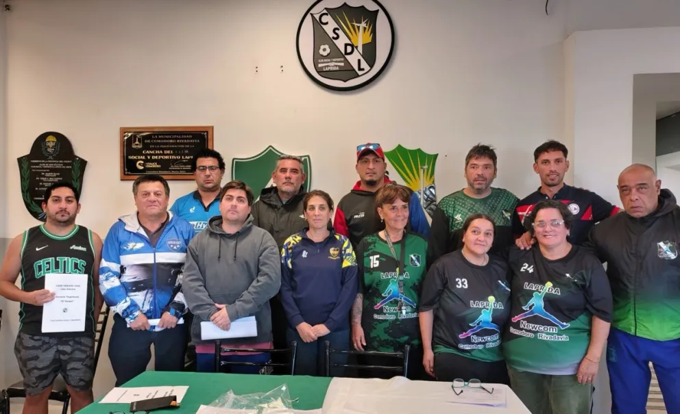 Se enfrentan Laprida y Camioneros