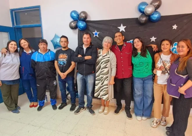 Se jubila Andrea Miras tras más de 32 años en la docencia