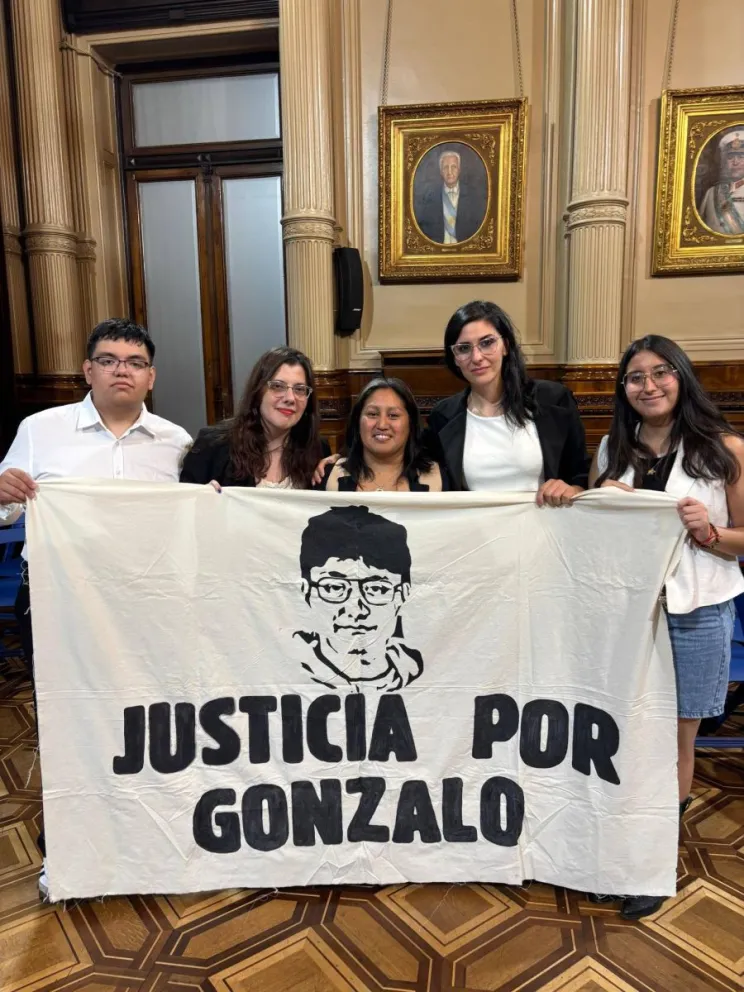 “Es un respiro después de tanto dolor”, la mamá de Gonzalo Guenchur celebró la baja de edad de imputabilidad