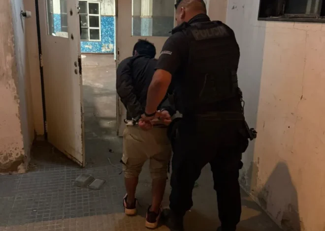 Robó varios elementos en una vivienda del Máximo Abásolo y fue detenido