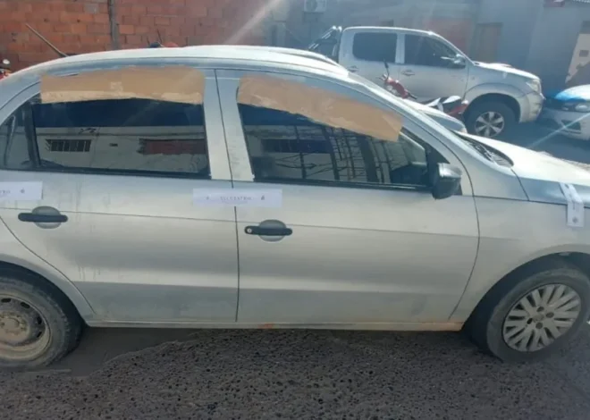 Hurtaron elementos de una camioneta y fueron interceptados por la policía