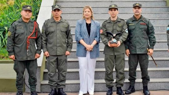 Nahuel Gallo izó la bandera y participó con su familia de una misa