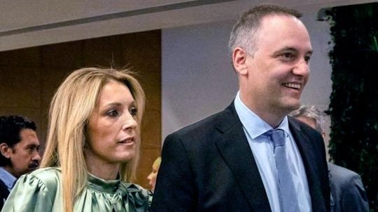 Manuel Adorni: entre la crisis autoinflingida y las sospechas que empeoran el escándalo