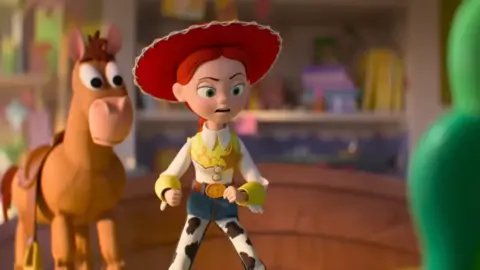 Hoppers lidera la taquilla con .2 millones mientras The Bride! decepciona en su estreno