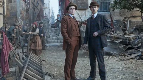 El Quarterback y yo da el salto de Wattpad a la pantalla con una historia de amor y decisiones decisivas