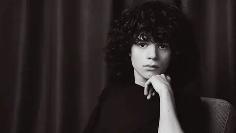 El accidente de piano: la sátira de Quentin Dupieux sobre la fama digital llega a Movistar Plus+