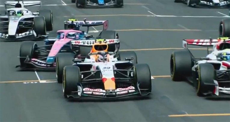 Colapinto evitó un accidente en la largada: la reacción de Russell y otros pilotos al ver la maniobra