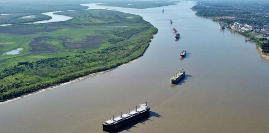 El Gobierno estudia descalificar a un competidor por la Hidrovía