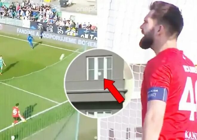 Despejó la pelota, le pegó a una ventana y cayó en un balcón: la insólita secuencia en el fútbol checo que da vuelta al mundo