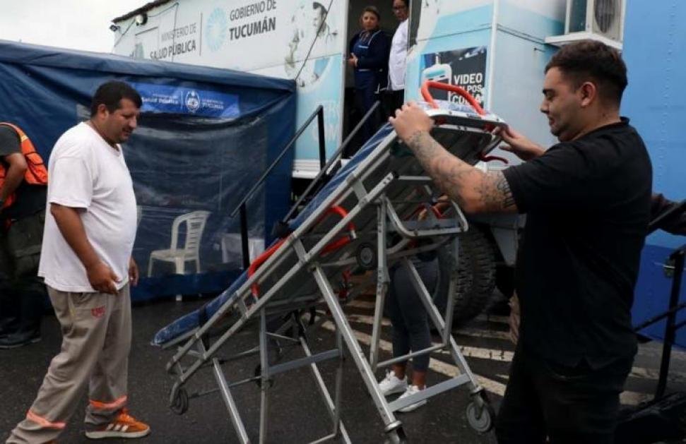 Refuerzan la atención médica para pacientes crónicos en las zonas más críticas de las inundaciones