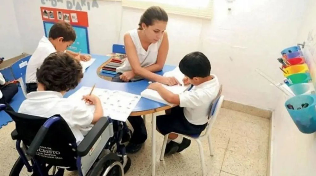 El Gobierno tucumano impulsa una nueva ley para garantizar la inclusión escolar de alumnos discapacitados