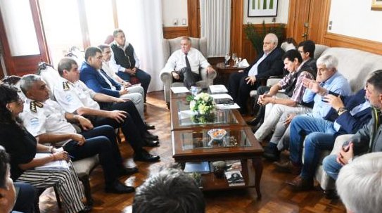 Jaldo coordinó acciones con el Gabinete para asistir a zonas afectadas por las intensas lluvias