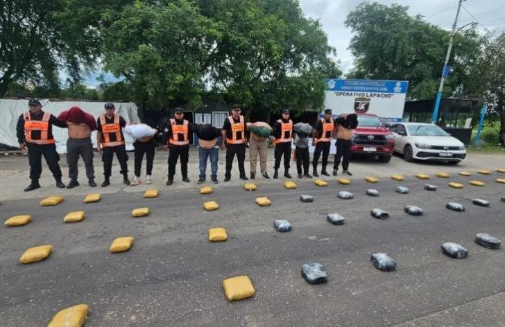 Megasecuestro en la frontera: incautaron 203 kilos de marihuana y detuvieron a seis personas