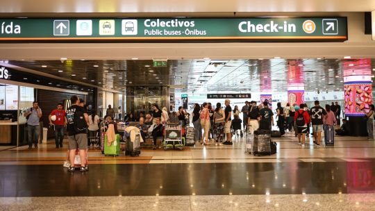 ATE anunció un paro que afectaría a más de 27 aeropuertos