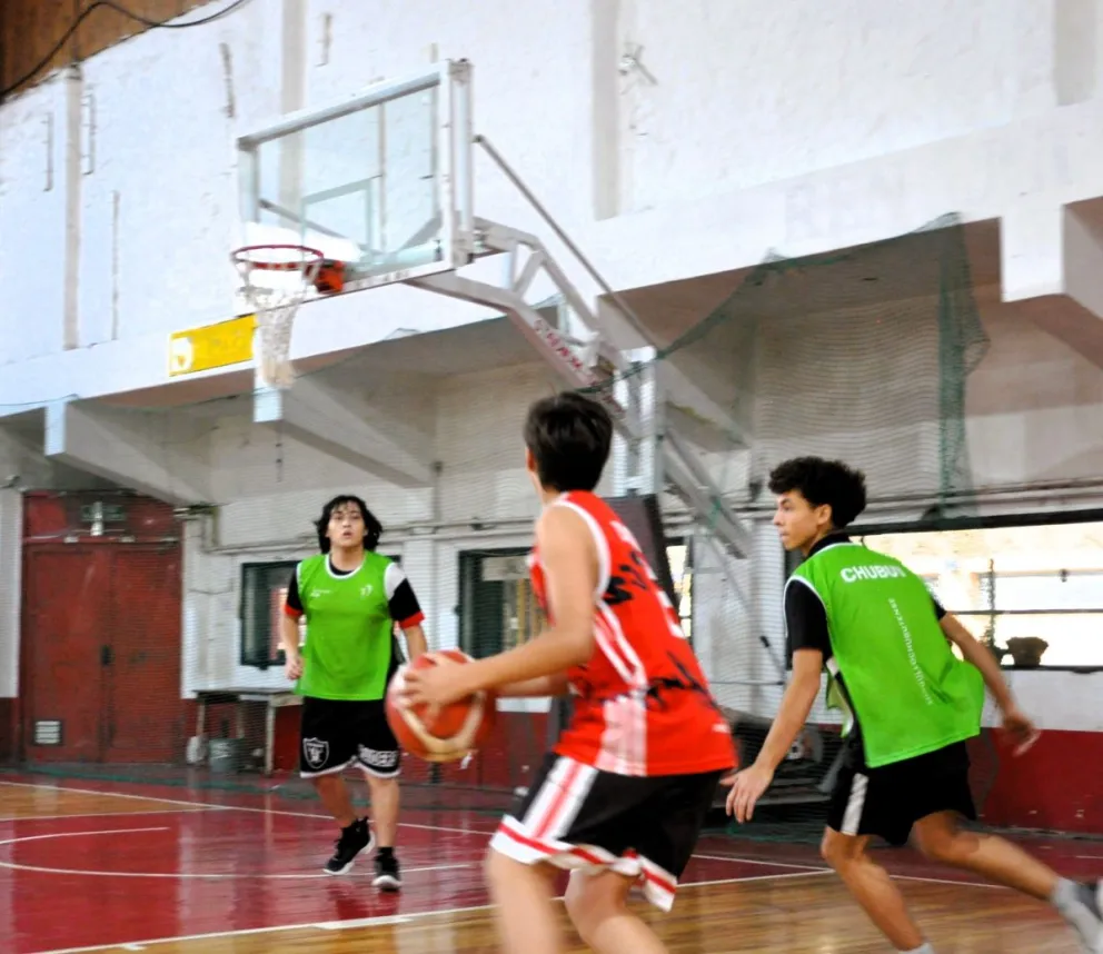 Chubut Deportes realizó visorias de básquet masculino en Esquel