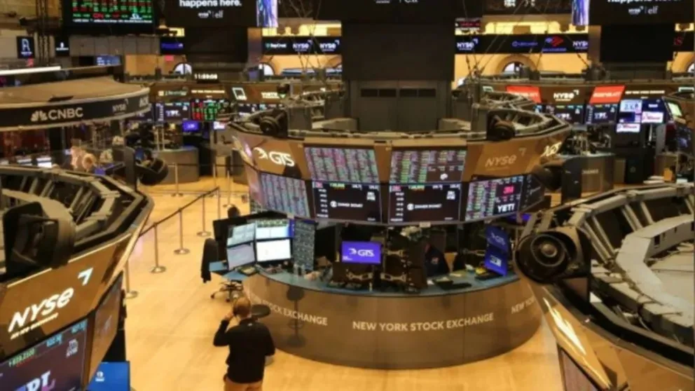 Escala el precio del petróleo y caen las bolsas internacionales por el conflicto en Medio Oriente