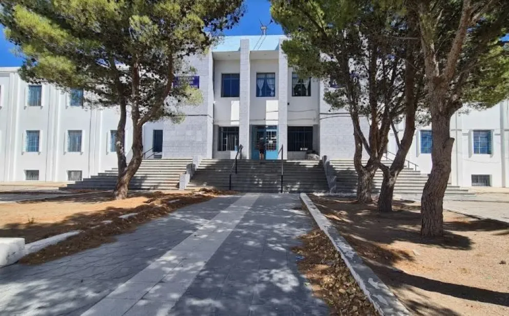 “Nuestros estudiantes merecen estar y sentirse seguros”, informaron desde la Escuela 749