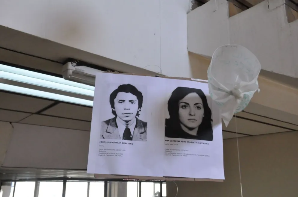 Estudiantes del CUP llevaron adelante “Florecerán pañuelos” por el 24 de marzo