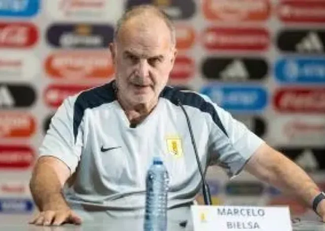 Bielsa convocó a un histórico de Uruguay