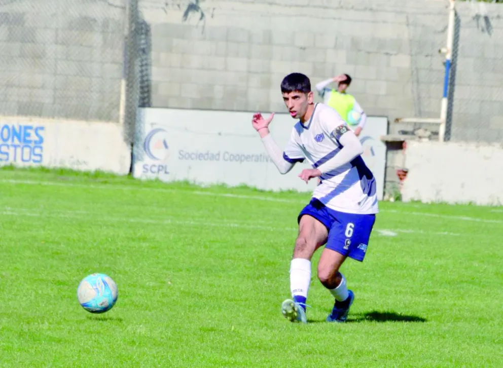 Newbery pudo sostener el triunfo  batallando con uno menos