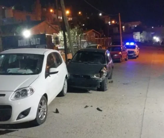 Conductor alcoholizado chocó tres autos estacionados y huyó