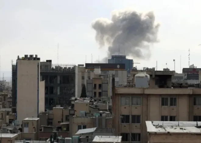 Israel bombardeó hangares de aviones F-14 en Irán y lanza una amenaza directa al sucesor de Jamenei