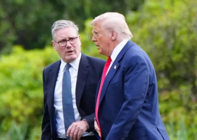 Trump arremete contra el Reino Unido tras oferta de portaaviones para combatir a Irán