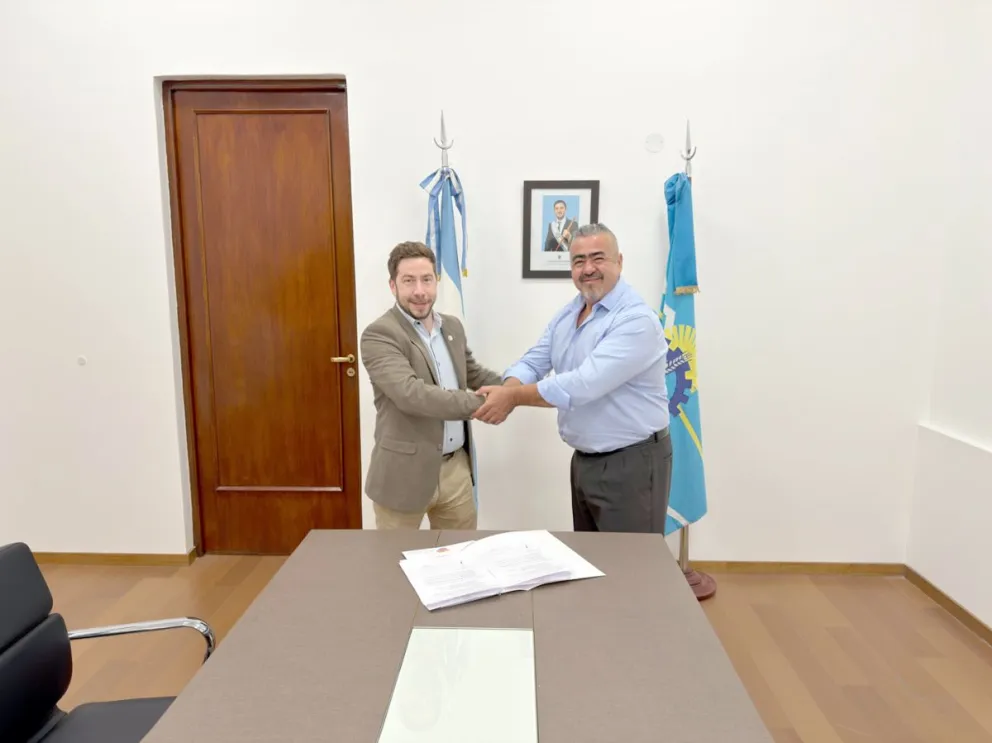 La SCPL firmó un acuerdo con el Ministerio de Seguridad del Chubut para brindar conectividad al sistema de videovigilancia en Comodoro