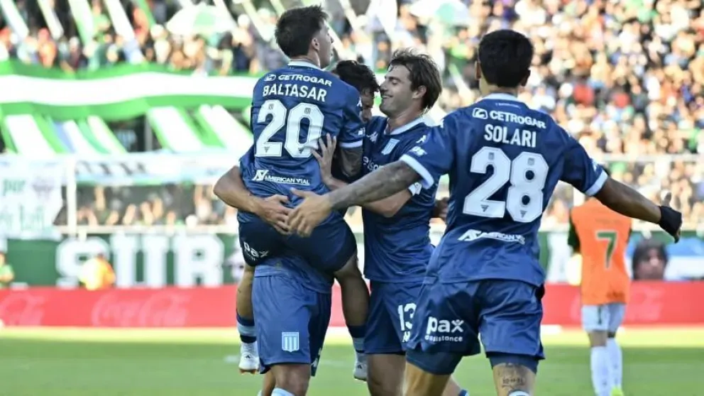 Racing enfrenta a Sarmiento