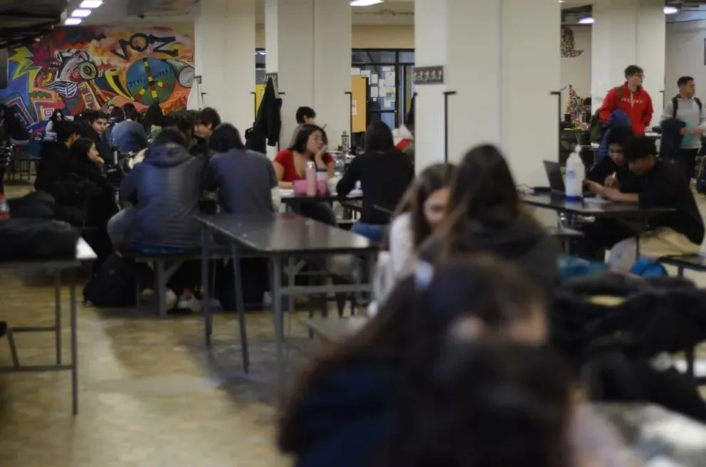 Con platos a 0, el comedor universitario ya supera los 300 inscriptos