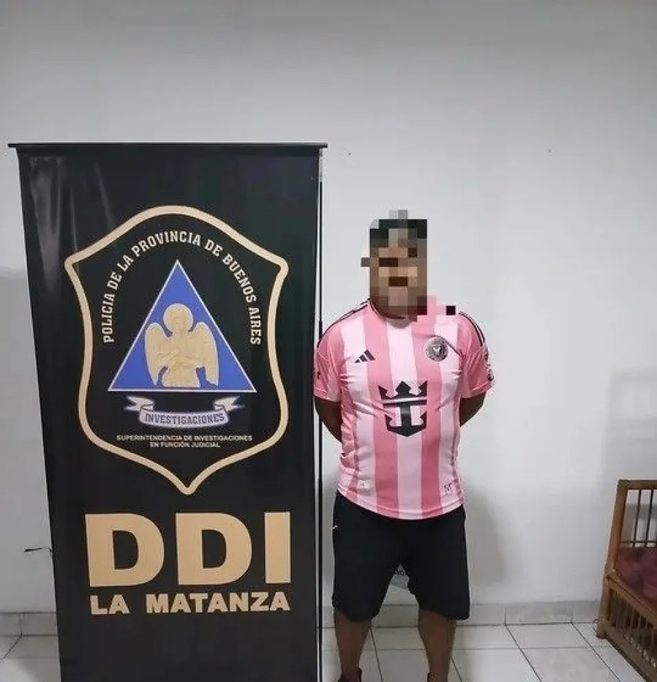 Detienen al cantante de Grupo Green por denuncia de abuso sexual