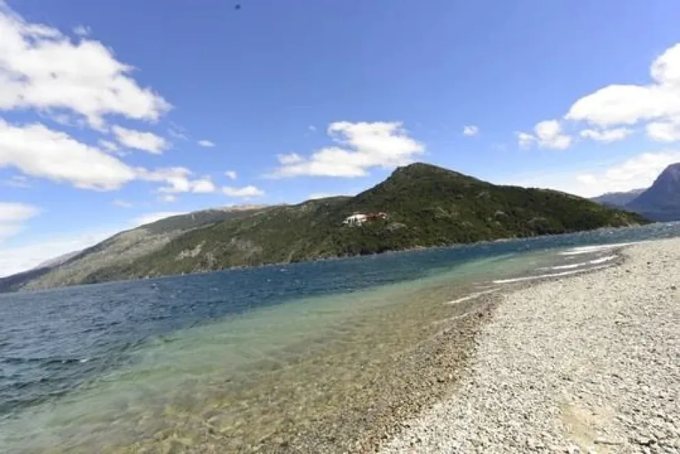 Parque Nacional Los Alerces: habilitan venta de leña para pobladores