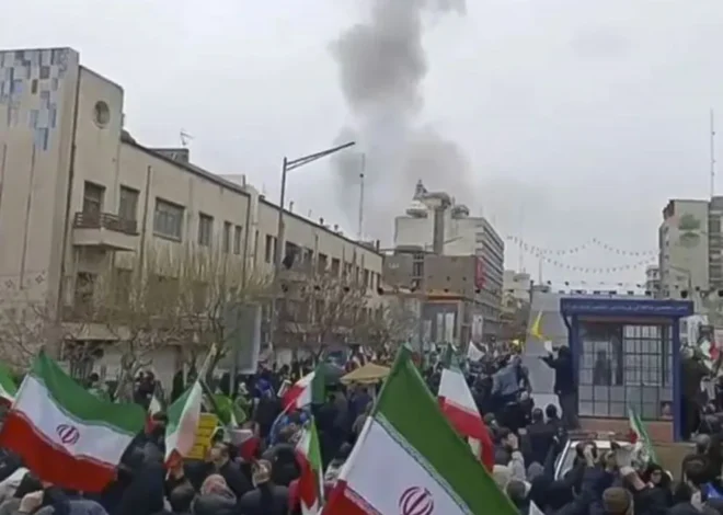 Una explosión en una marcha progubernamental dejó una mujer muerta en Teherán