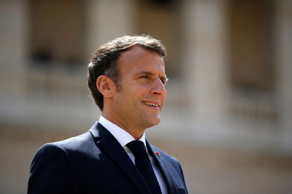 Macron le pidió a Israel frenar la ofensiva y ofreció a París como sede para negociar la paz