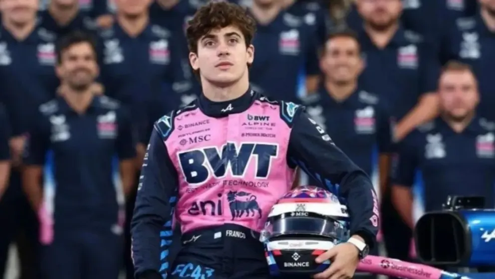 La agencia que representa a Colapinto pidió formalmente el cese de hostilidades en plataformas digitales