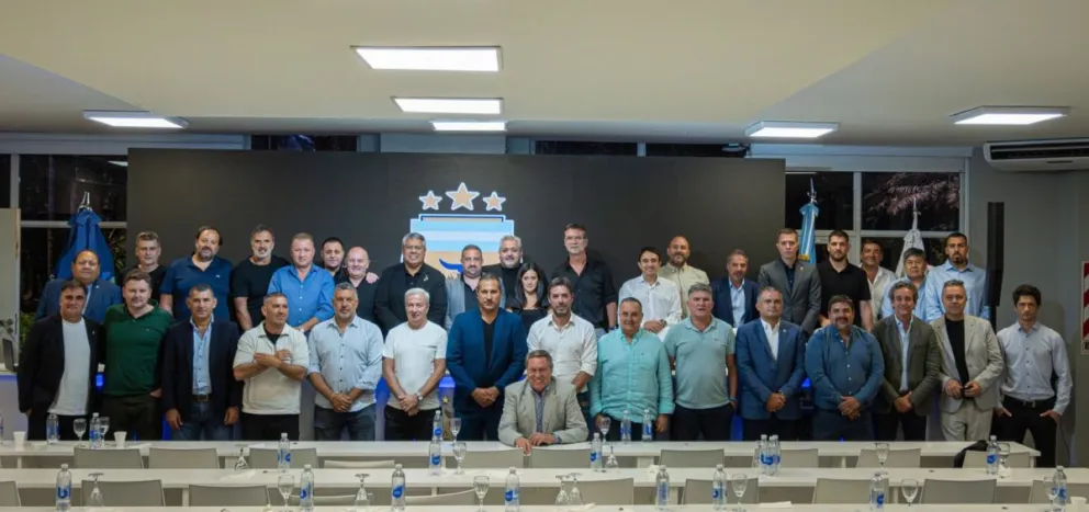 Este martes podría levantarse el paro