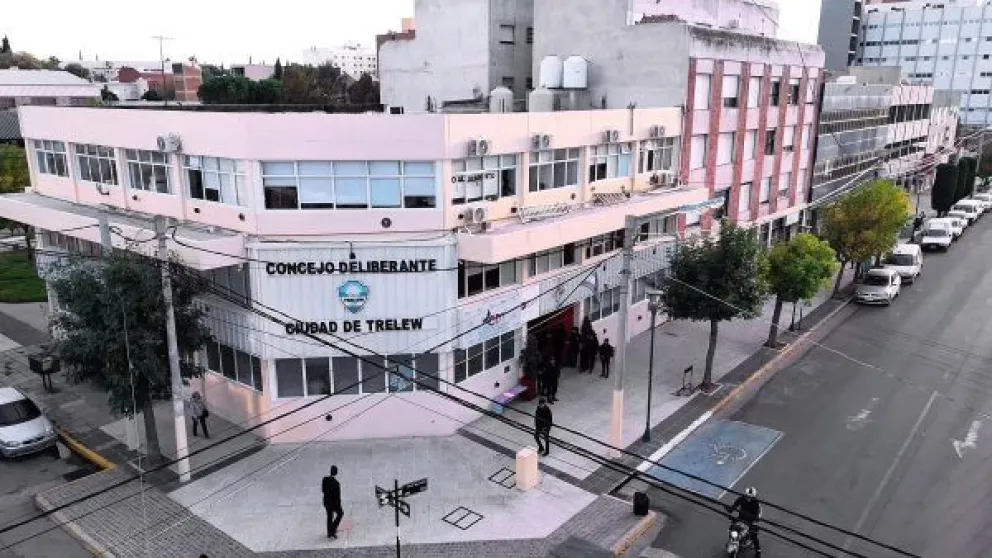 El concejal Luna abandonó el bloque oficialista y presentó “Trelew Avanza”