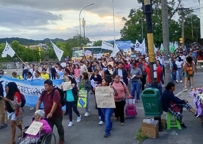 CEDEMS realiza una marcha de antorchas en San Salvador de Jujuy